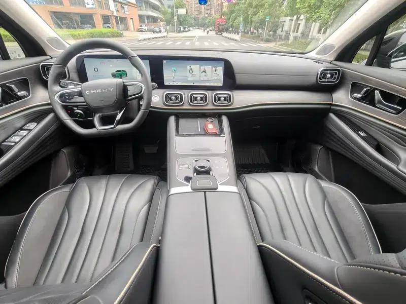 Chery Tiggo 9 2023 2.0T DCT 2WD Luxury Edition 5-seater — миниатюра 11