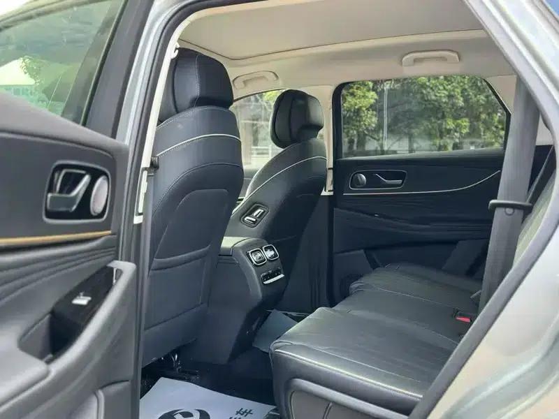 Chery Tiggo 9 2023 2.0T AT AWD Ultimate Edition 7-seater — миниатюра 9