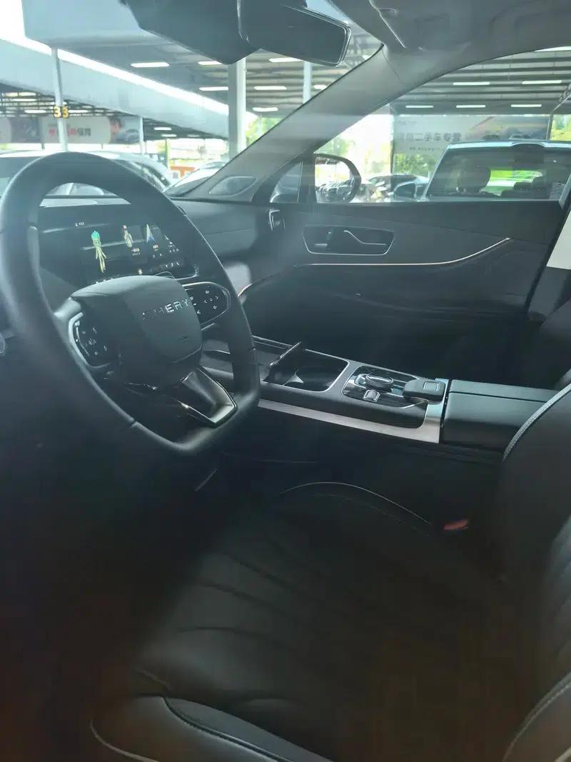 Chery Tiggo 9 2023 2.0T DCT 2WD Premium Edition 5-seater — миниатюра 9
