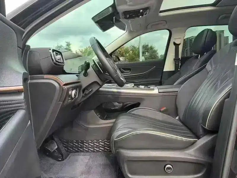 Chery Tiggo 9 2023 2.0T DCT 2WD Luxury Edition 7-Seater — миниатюра 8