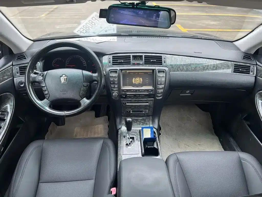 Crown 2007 2.5L Royal Leather Edition — миниатюра 5