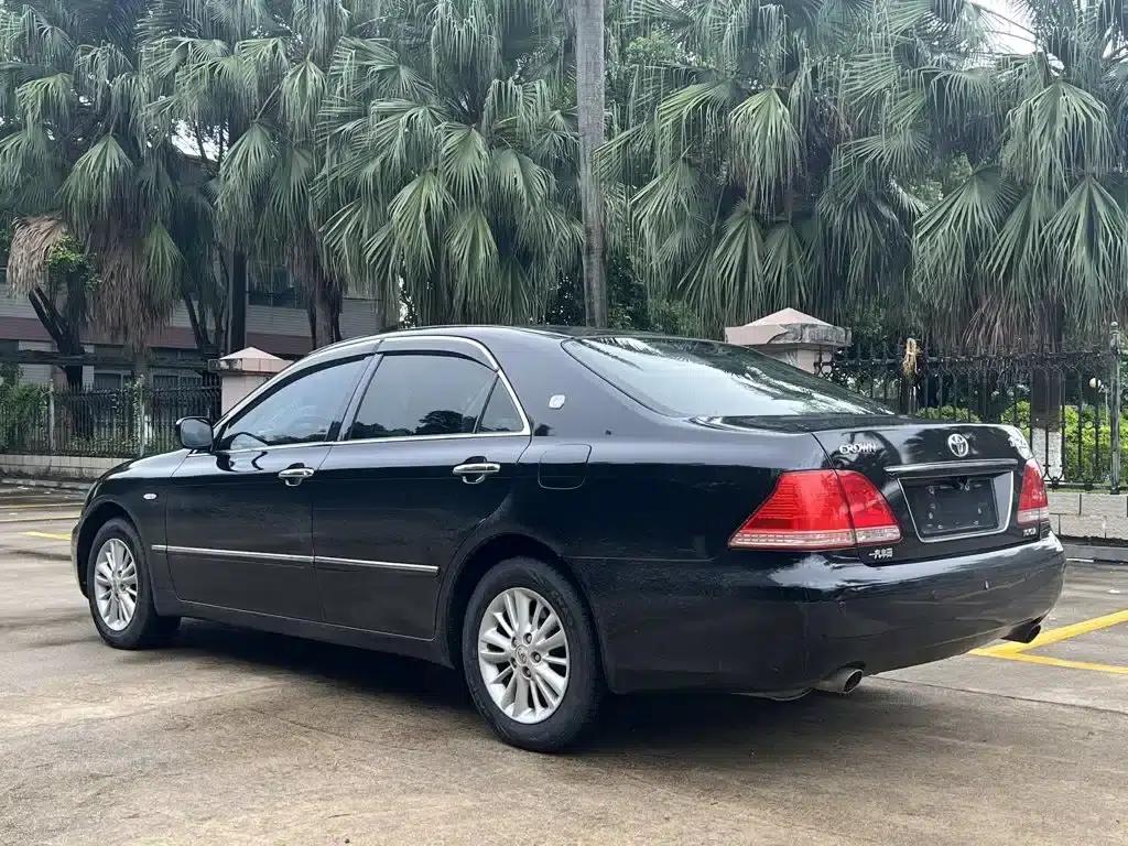 Crown 2007 2.5L Royal Leather Edition — миниатюра 9