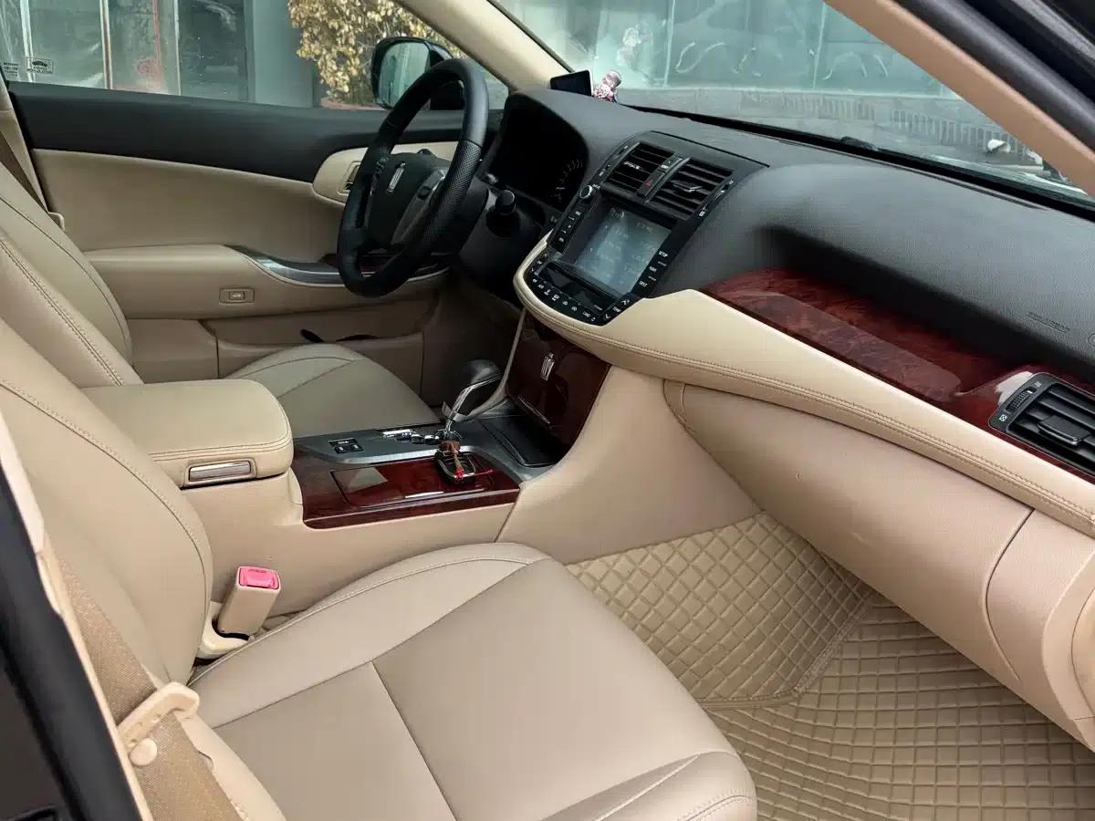 Crown 2012 2.5L Royal — миниатюра 7