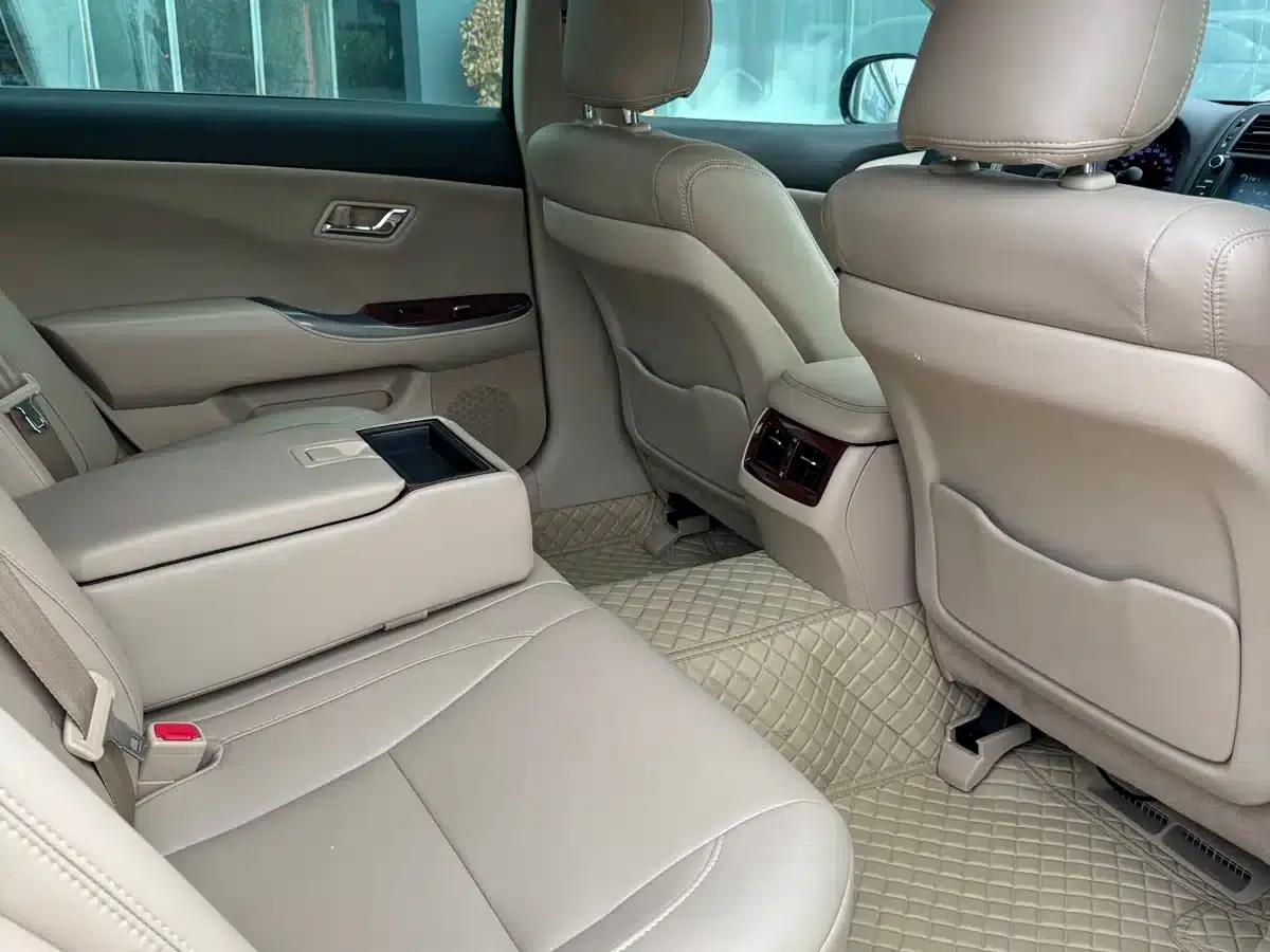 Crown 2012 2.5L Royal — миниатюра 8