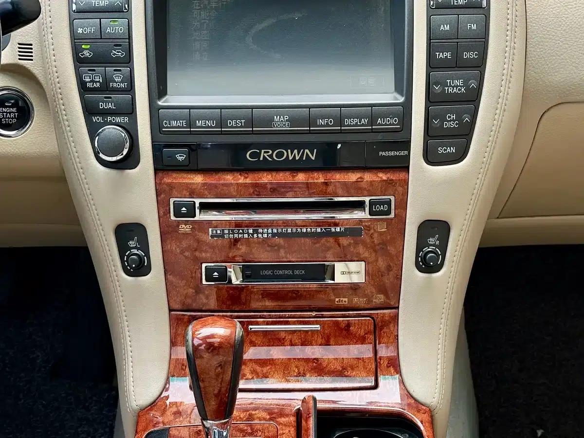 Crown 2005 3.0L Royal — миниатюра 13