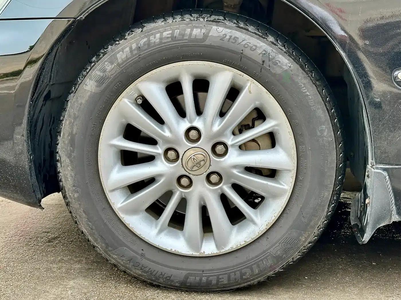Crown 2005 3.0L Royal — миниатюра 14
