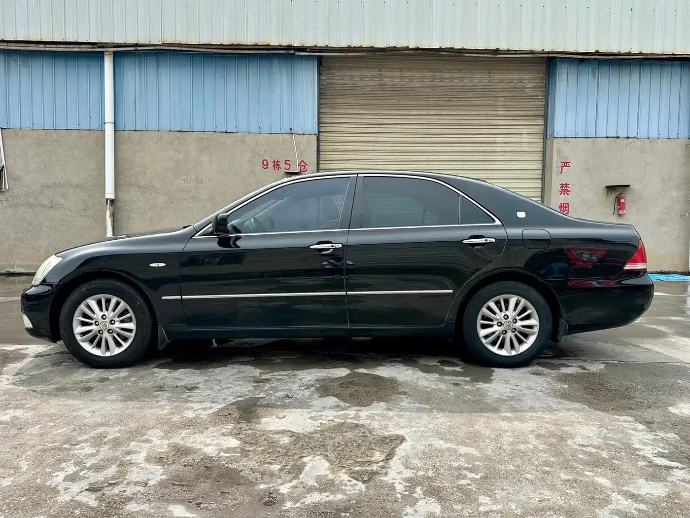 Crown 2005 3.0L Royal — миниатюра 3