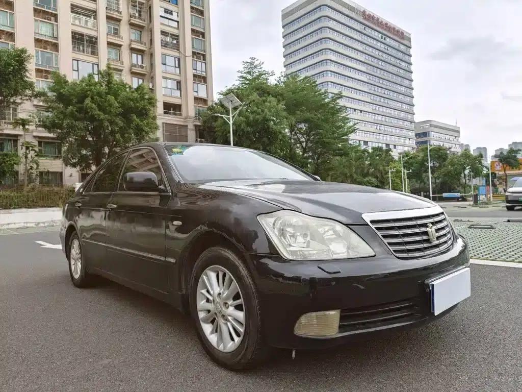 Crown 2005 3.0L Royal — миниатюра 3