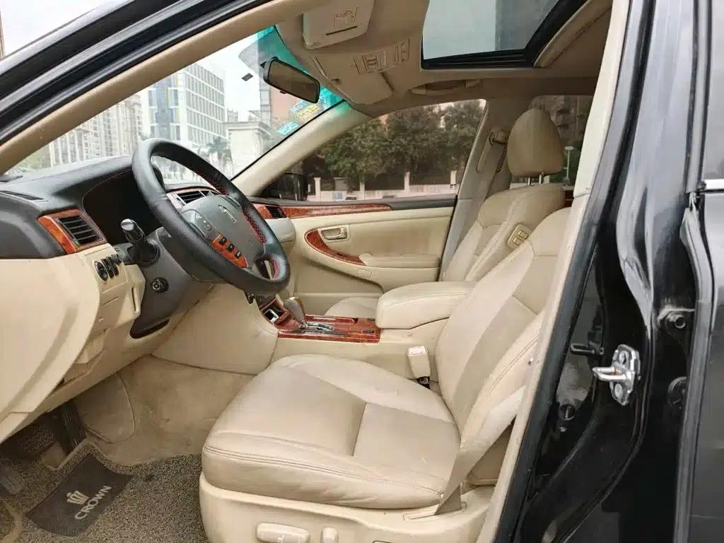 Crown 2005 3.0L Royal — миниатюра 4