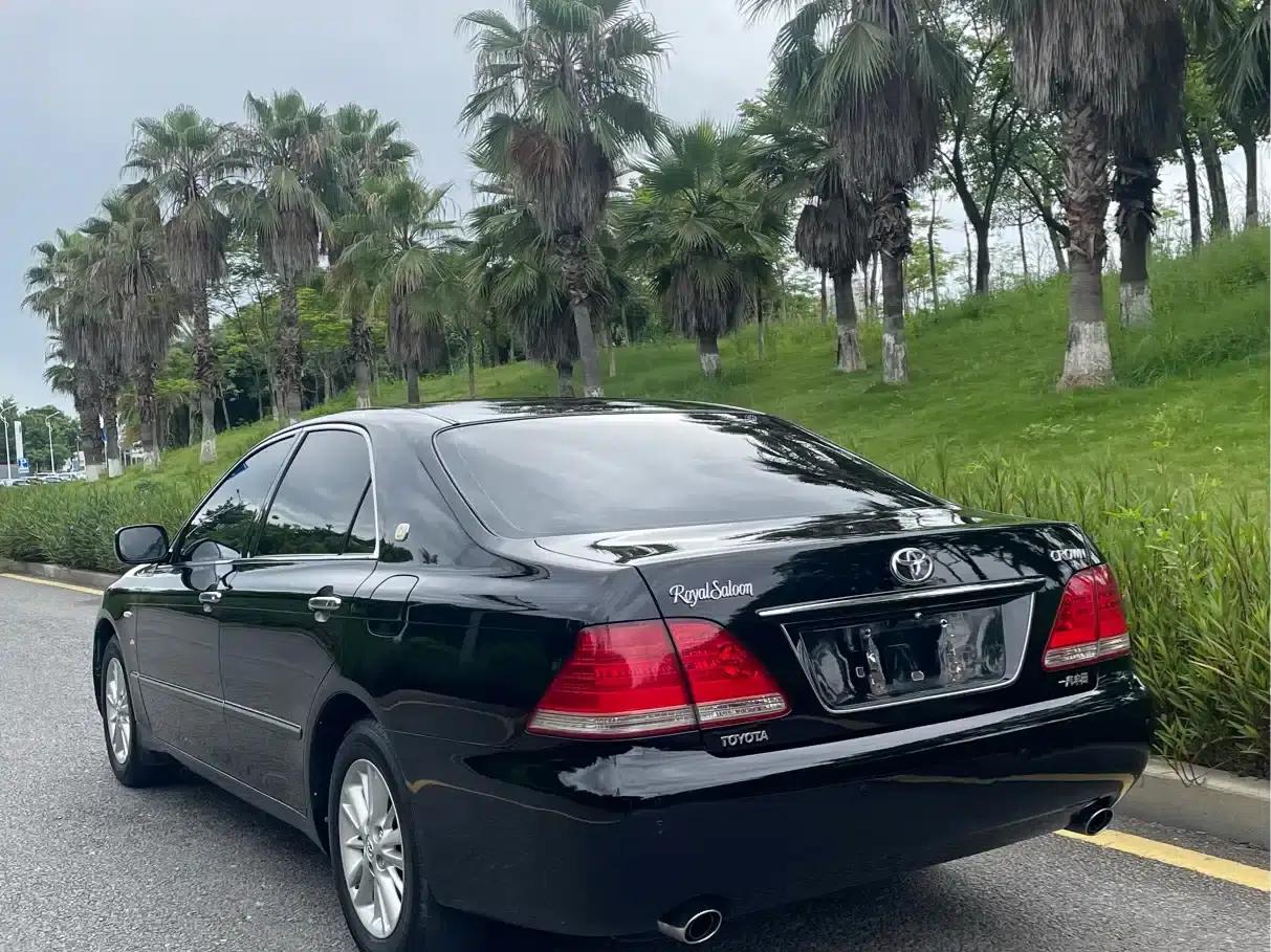 Crown 2005 2.5L Royal — миниатюра 4