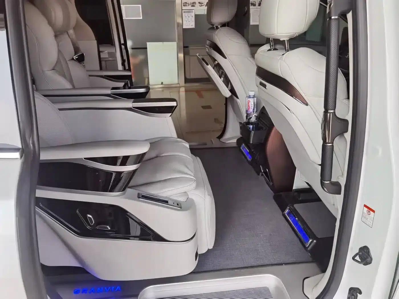 2024 Grevia 2.5L Hybrid Comfort Edition — миниатюра 9