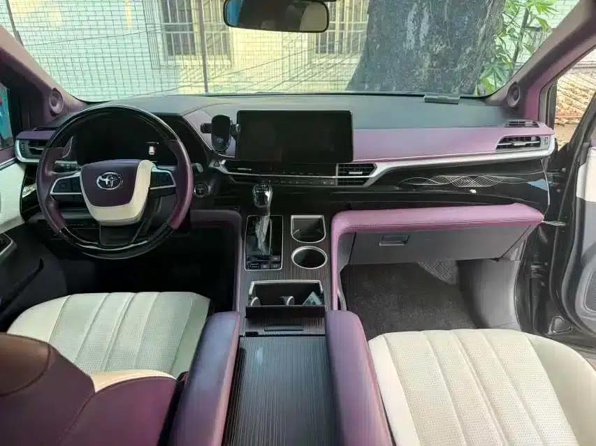 2024 Grevia 2.5L Hybrid Comfort Edition — миниатюра 5