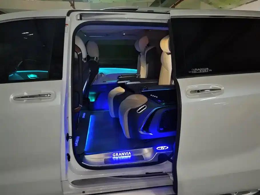 2024 Grevia 2.5L Hybrid Comfort Edition — миниатюра 11