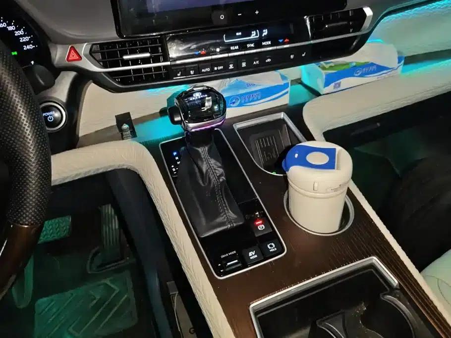 2024 Grevia 2.5L Hybrid Comfort Edition — миниатюра 16