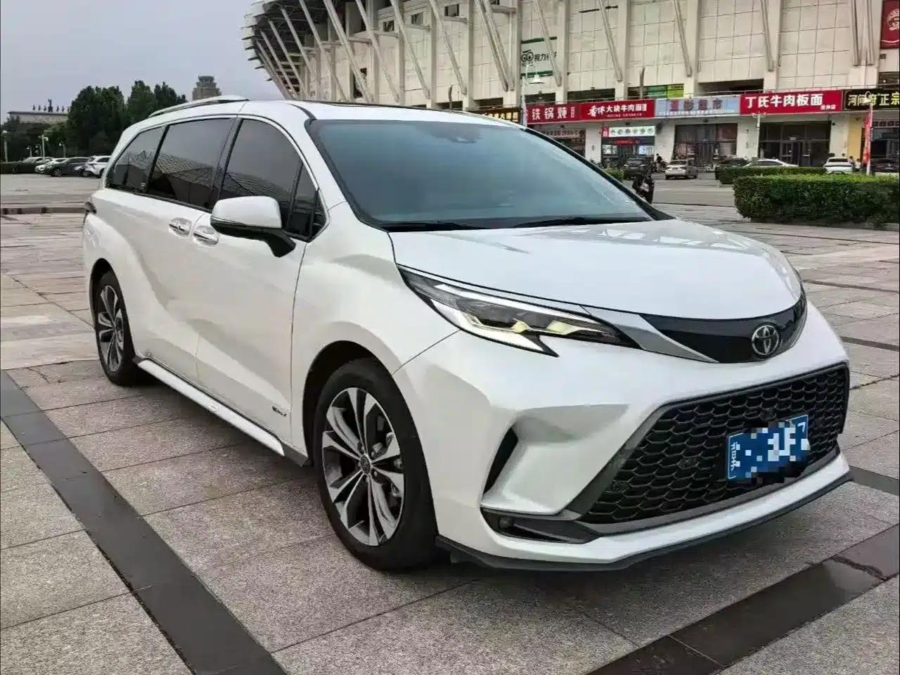 2024 Grevia 2.5L Hybrid Flagship ULTRA Edition — миниатюра 3