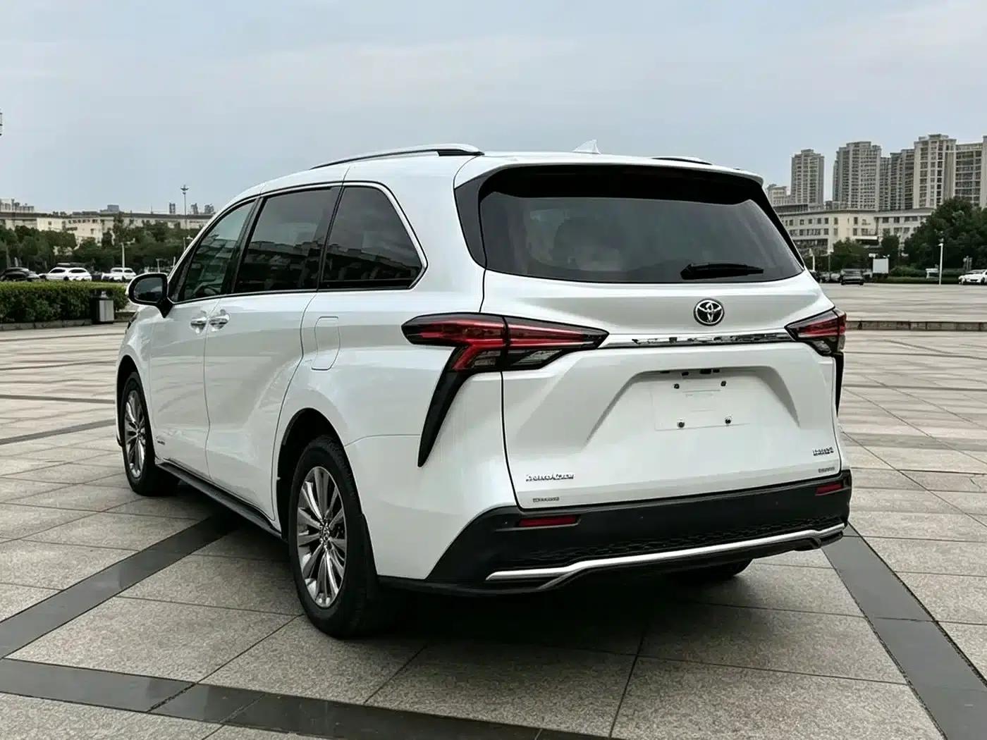 2024 Grevia 2.5L Hybrid Flagship ULTRA Edition — миниатюра 4