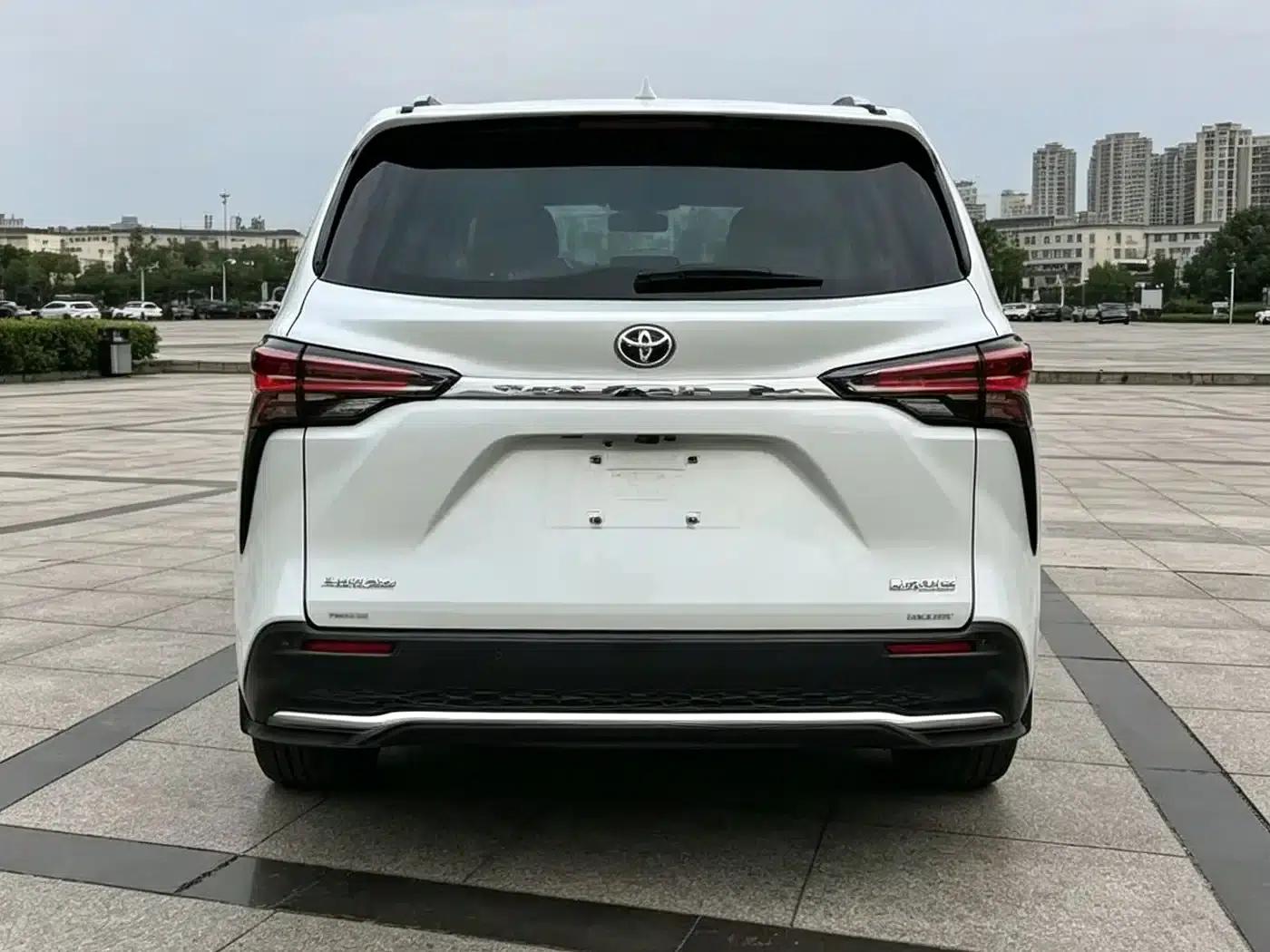 2024 Grevia 2.5L Hybrid Flagship ULTRA Edition — миниатюра 6