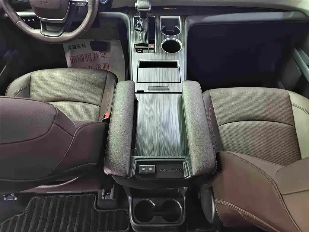 2023 Grevia 2.5L Hybrid Flagship VIP Edition — миниатюра 15