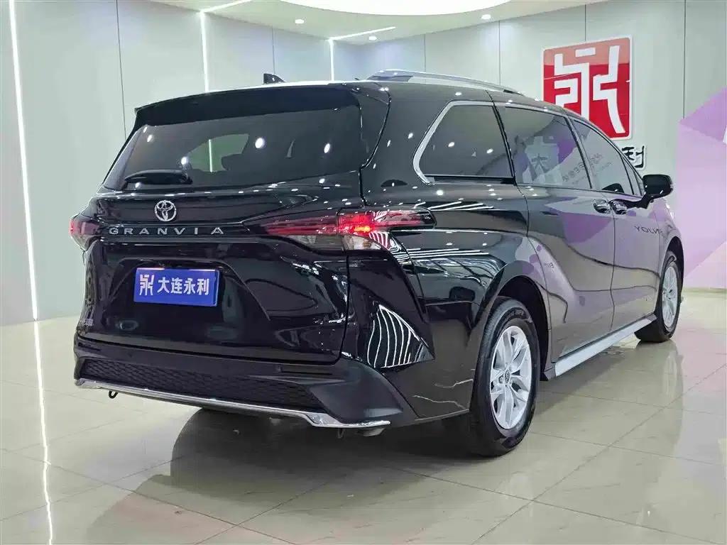 2024 Grevia 2.5L Hybrid Comfort Edition — миниатюра 6