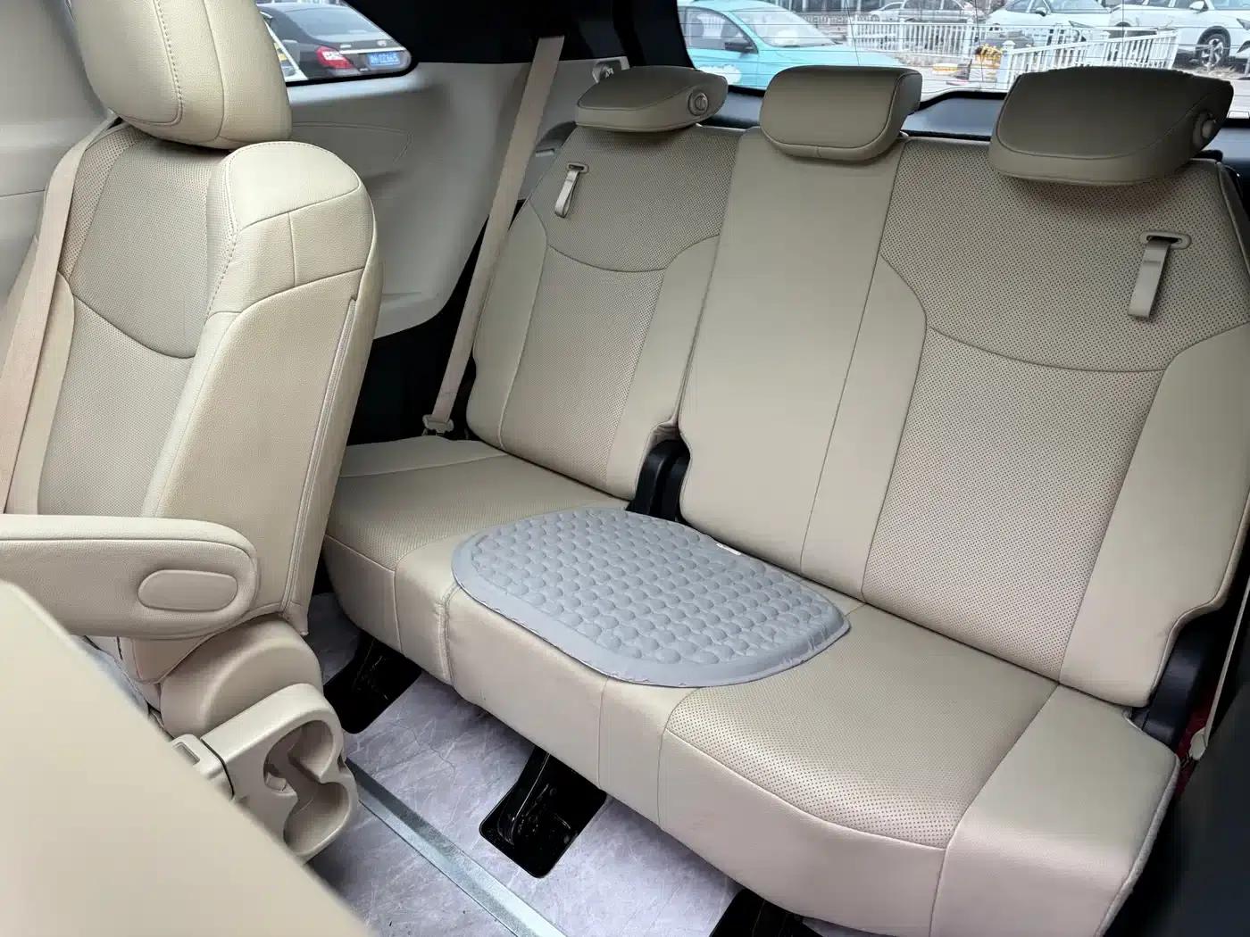 2023 Grevia 2.5L Hybrid Premium Plus Edition — миниатюра 7