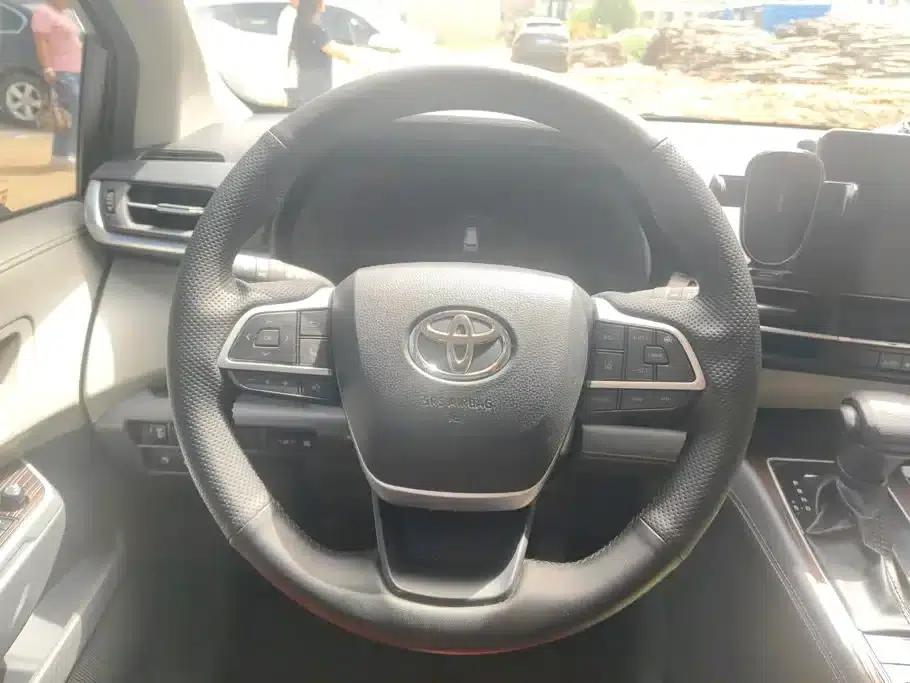 2024 Grevia 2.5L Hybrid Comfort Edition — миниатюра 15