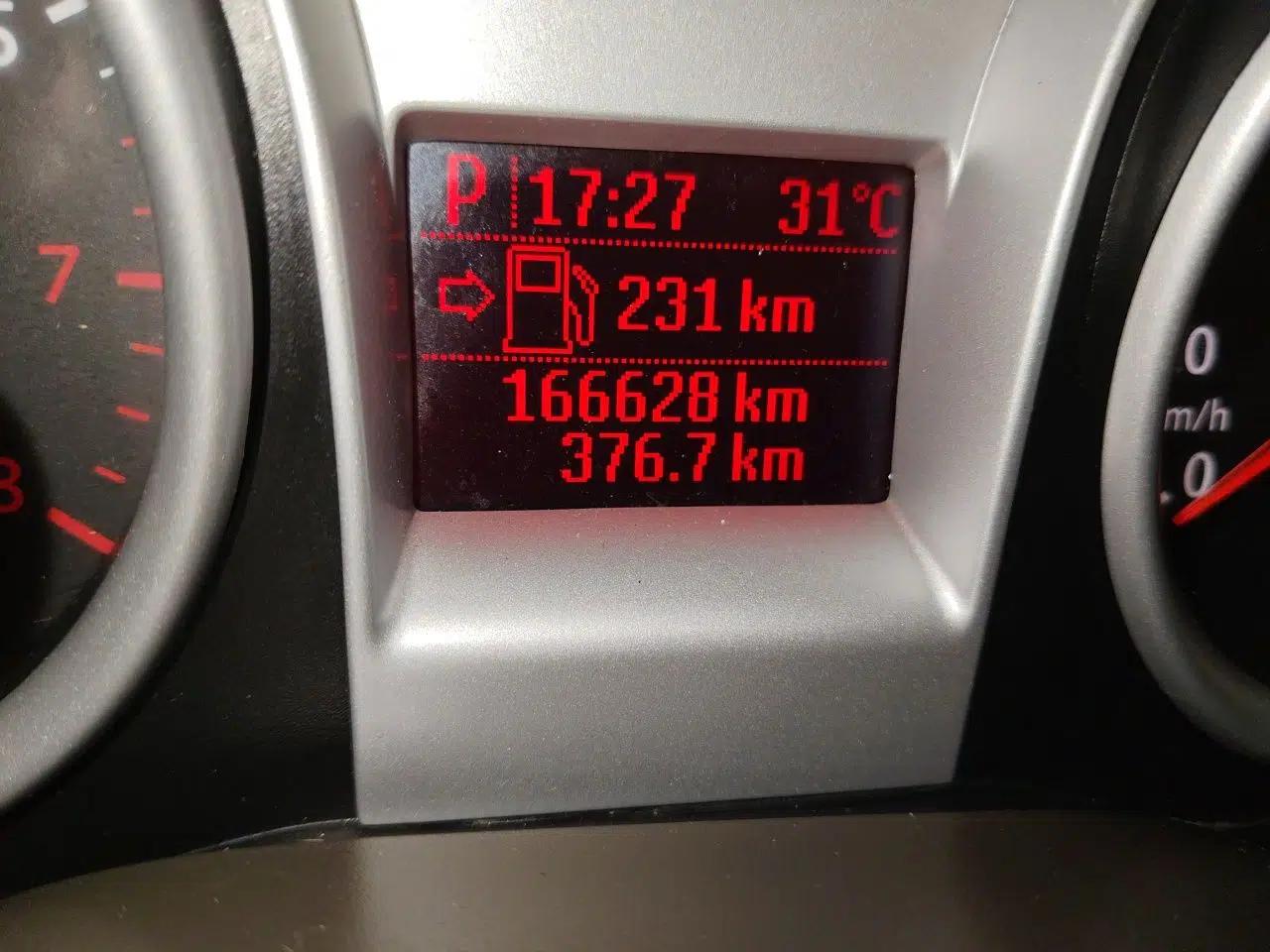 Ford Focus 2013 Sedan Classic 1.8L Automatic Base Model — миниатюра 12