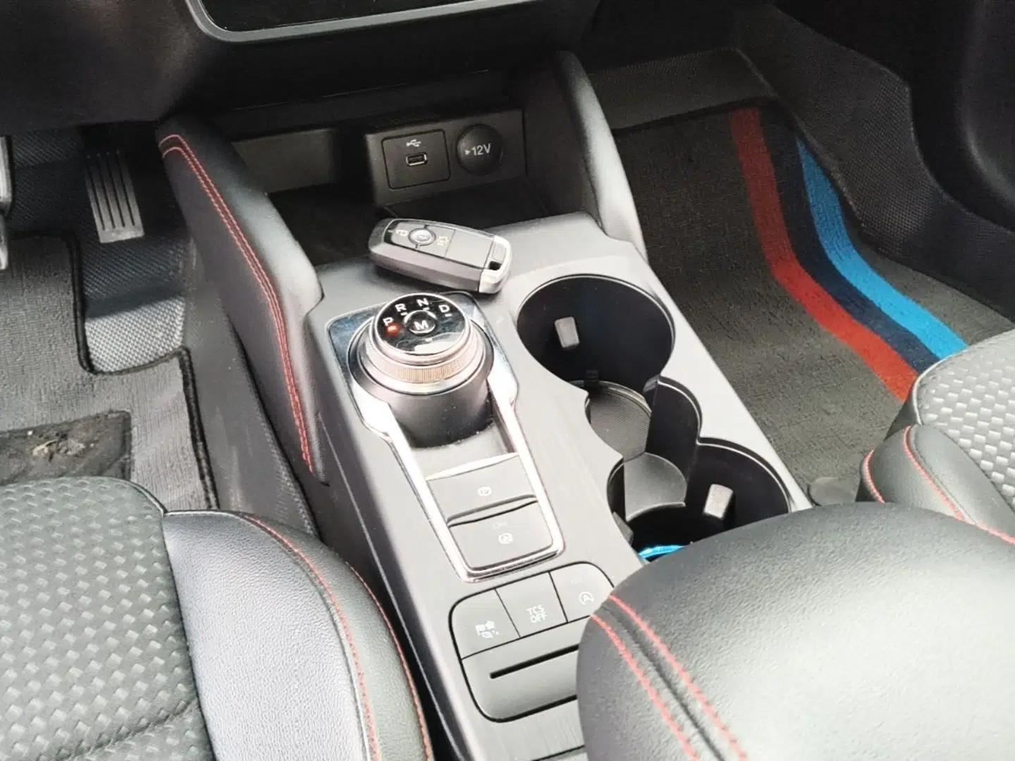 Ford Focus 2021 Sedan EcoBoost 180 Automatic ST Line — миниатюра 21