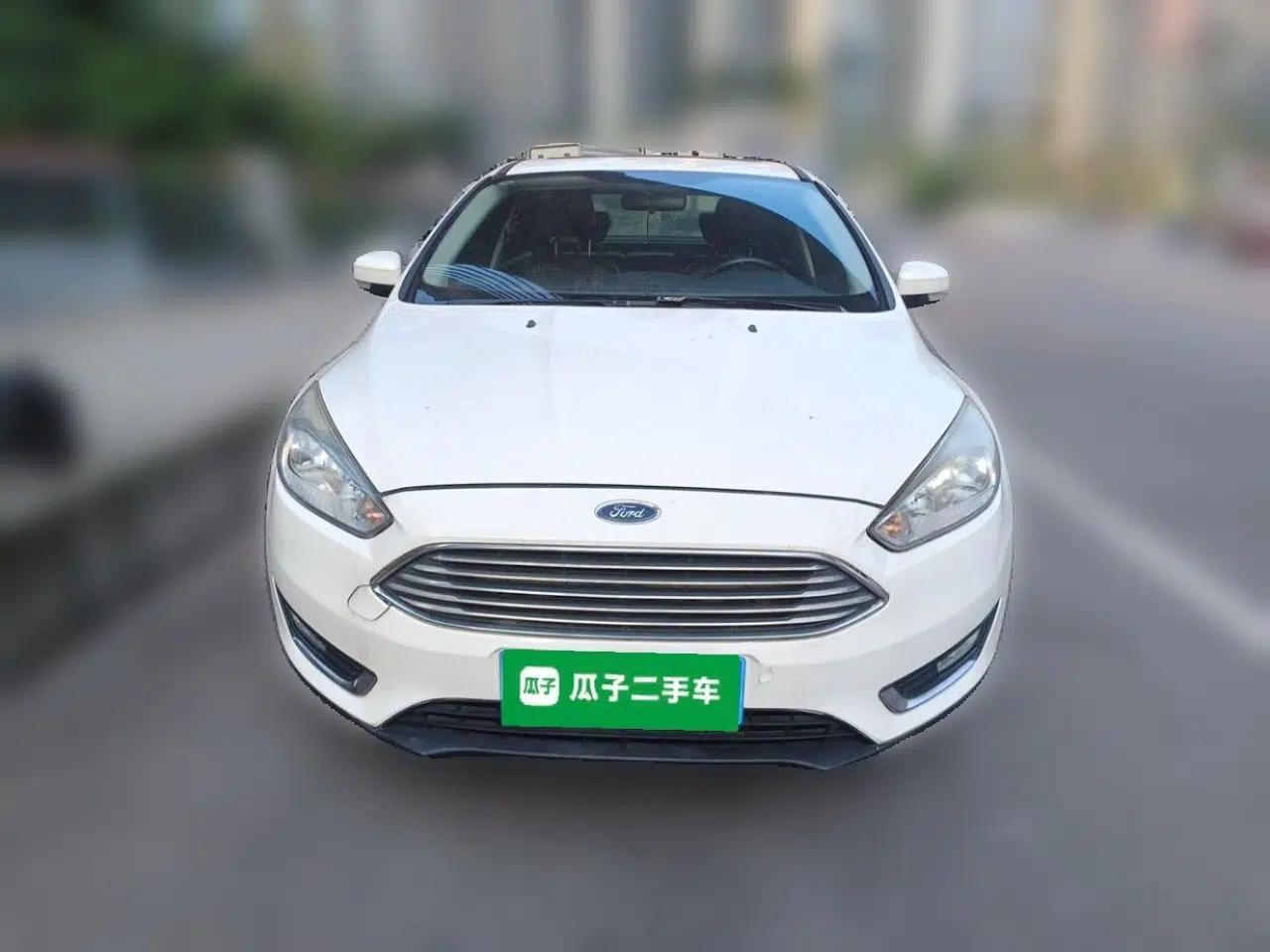 Ford Focus 2017 Sedan 1.6L Automatic Fashion Edition Smart Drive Version — миниатюра 2
