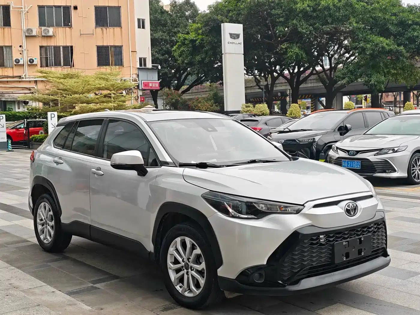 Fenglanda 2022 2.0L CVT Leading Edition — миниатюра 3