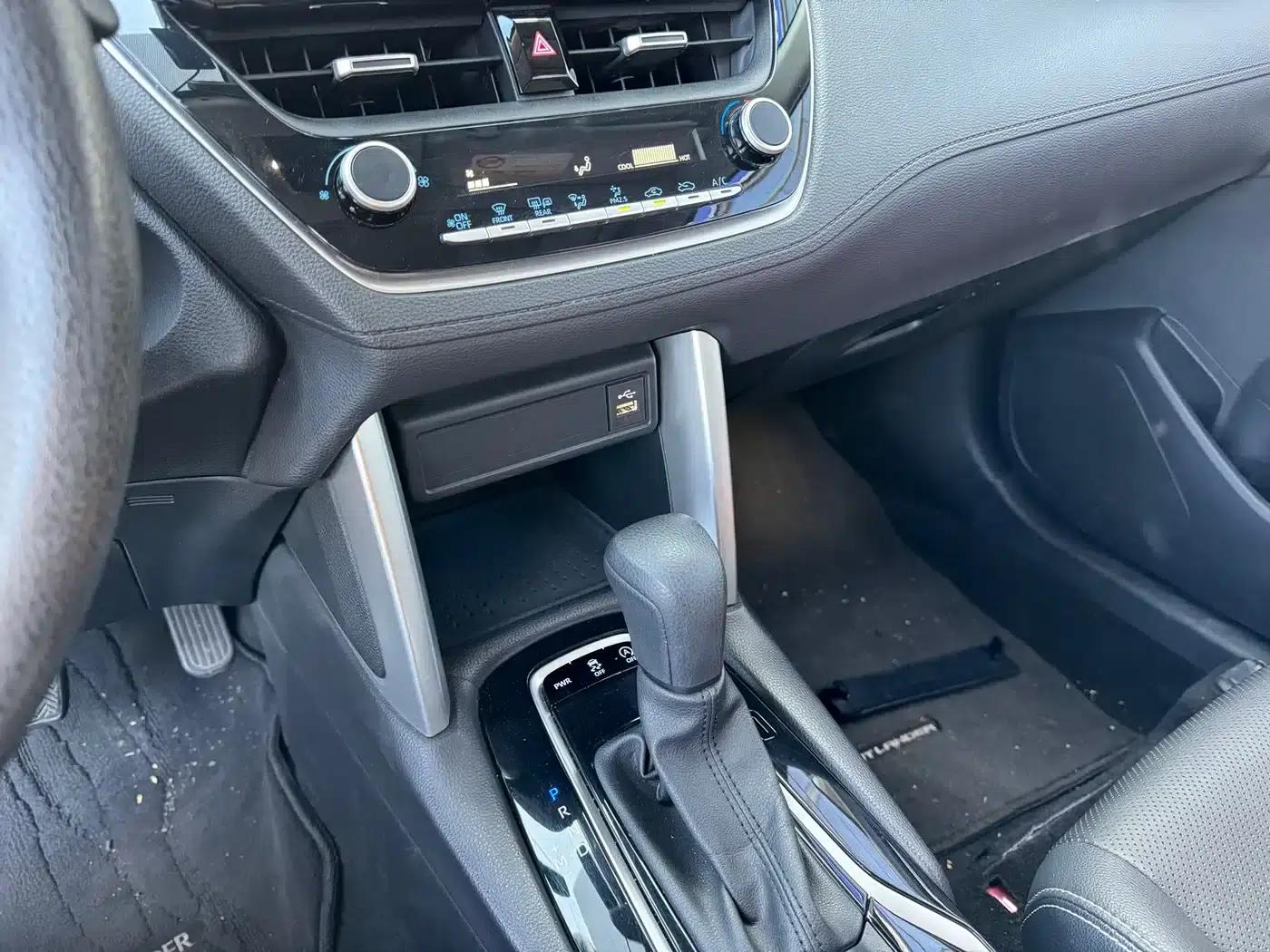 Fenglanda 2022 2.0L CVT Luxury Edition — миниатюра 10