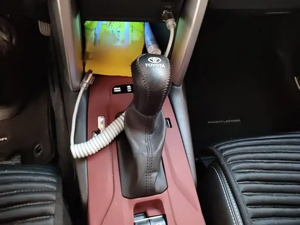 Fenglanda 2023 2.0L Intelligent Hybrid Dual Engine Luxury Edition — миниатюра 7