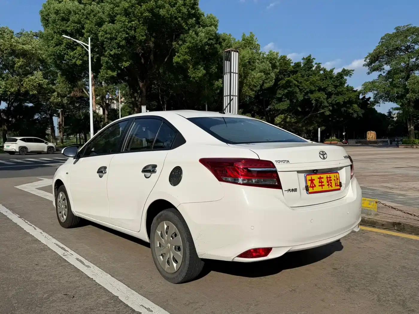 Vios 2019 1.5L CVT Adventure Edition — миниатюра 9