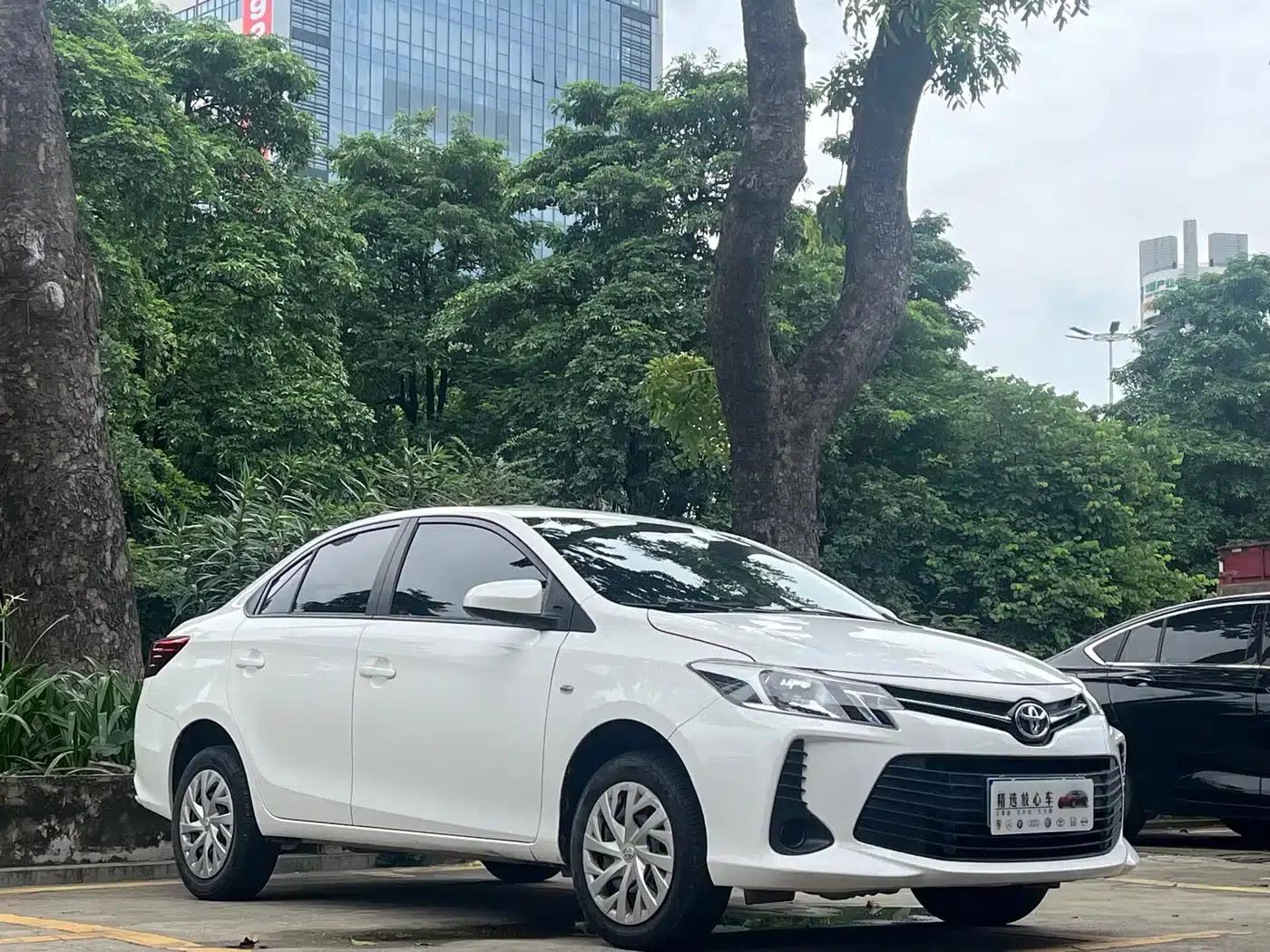 Vios 2021 1.5L CVT Adventure Edition — миниатюра 3