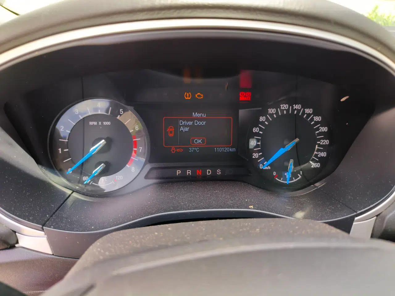 Ford Mondeo 2013 1.5L GTDi180 Fashion Edition — миниатюра 11