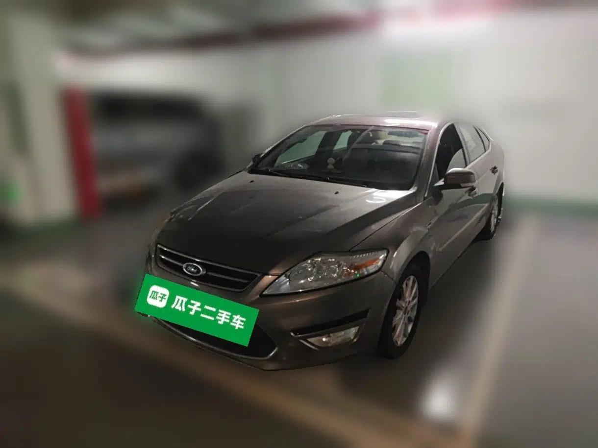 Ford Mondeo 2011 2.3L Fashion Edition — миниатюра 1