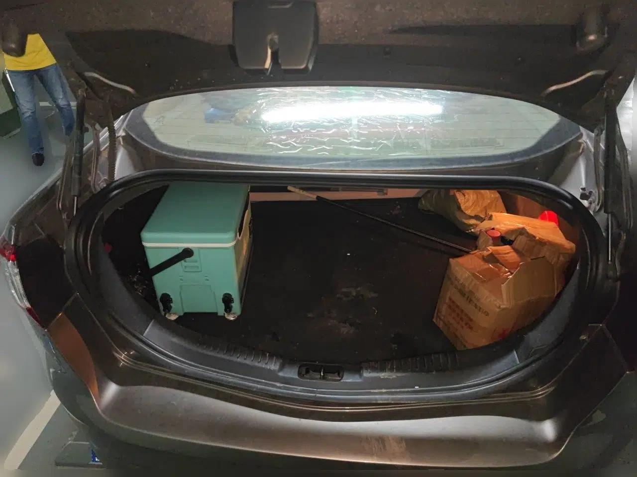 Ford Mondeo 2011 2.3L Fashion Edition — миниатюра 19