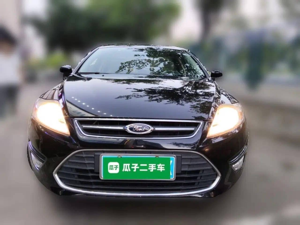 Ford Mondeo 2011 2.3L Fashion Edition — миниатюра 2