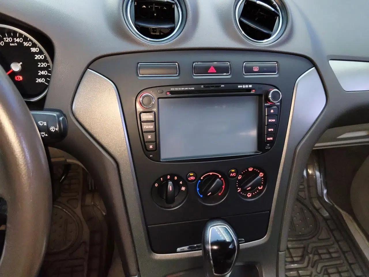 Ford Mondeo 2011 2.3L Fashion Edition — миниатюра 13