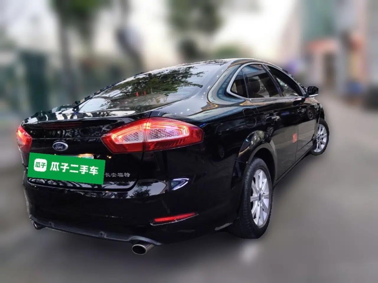 Ford Mondeo 2011 2.3L Fashion Edition — миниатюра 6