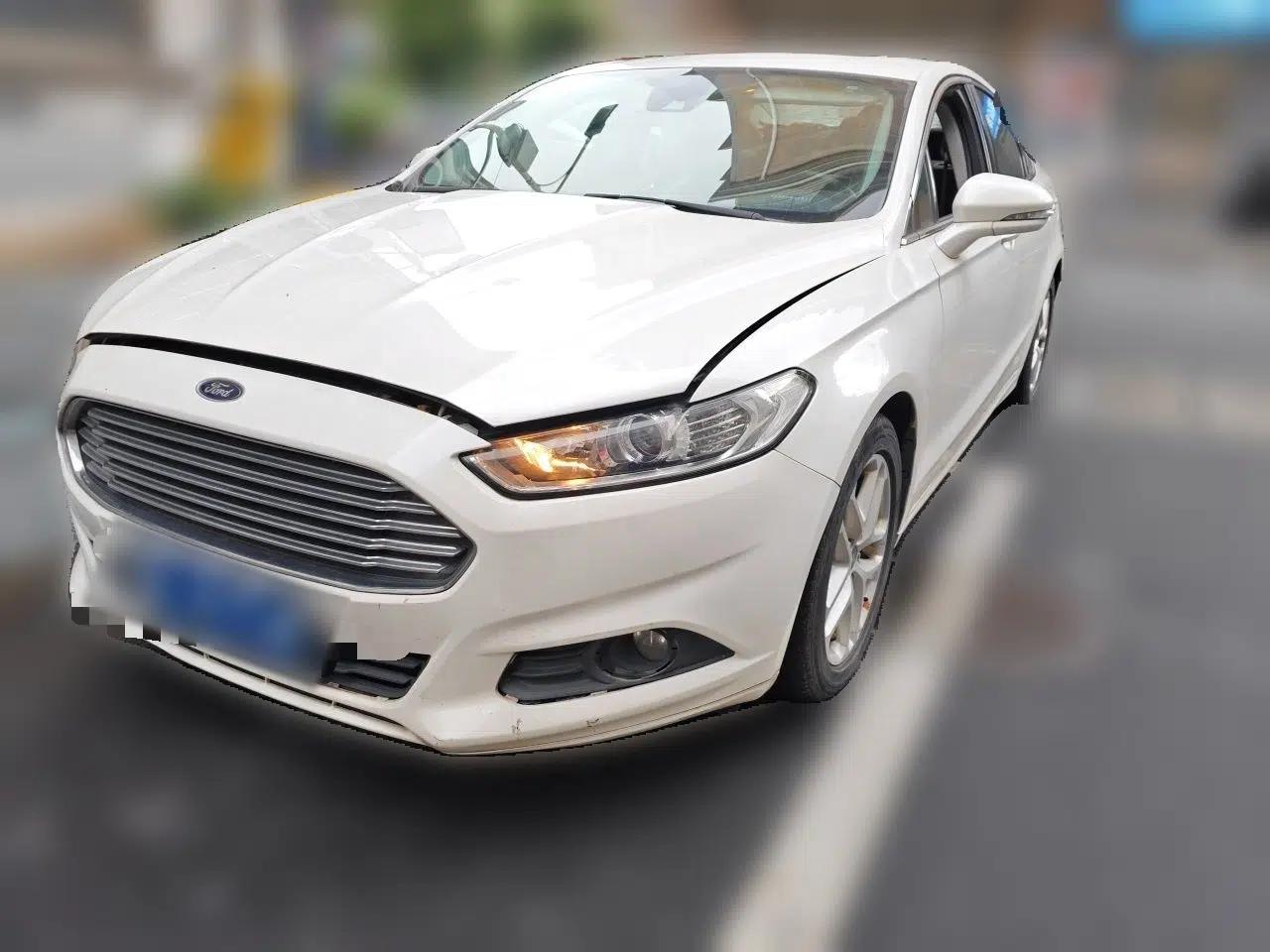 Ford Mondeo 2013 1.5L GTDi180 Fashion Edition — миниатюра 1
