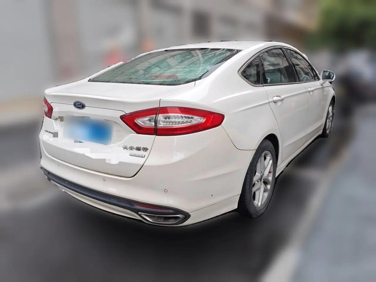 Ford Mondeo 2013 1.5L GTDi180 Fashion Edition — миниатюра 6