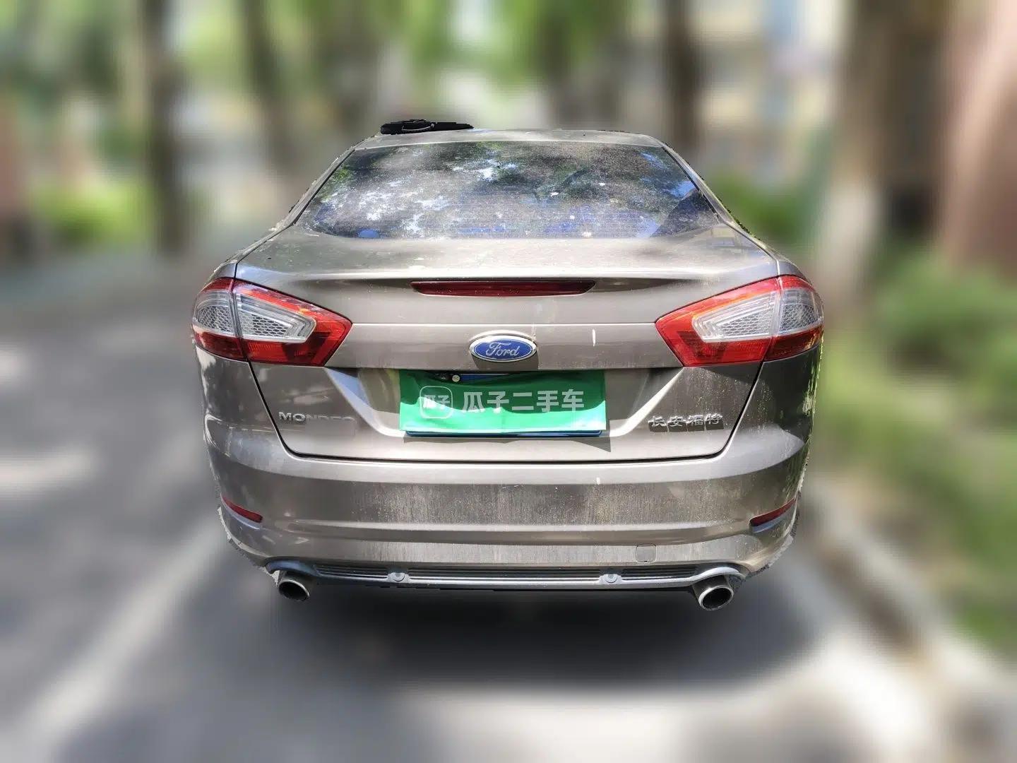 Ford Mondeo 2011 2.0L GTDi240 Luxury Sport Navigation Edition — миниатюра 5