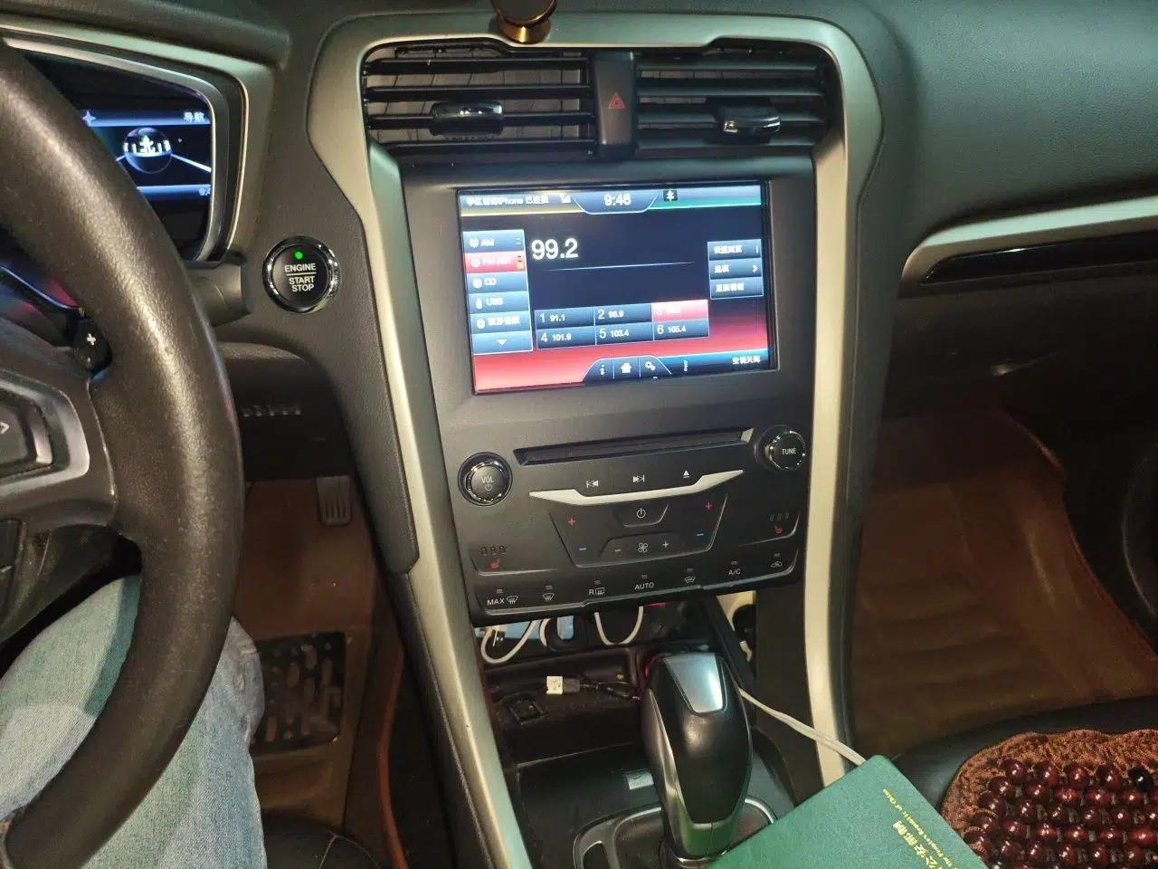 Ford Mondeo 2013 2.0L GTDi 200 Luxury Model — миниатюра 10