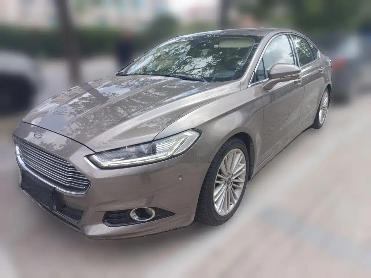 Ford Mondeo 2013 2.0L GTDi240 Ultimate Edition — миниатюра 1