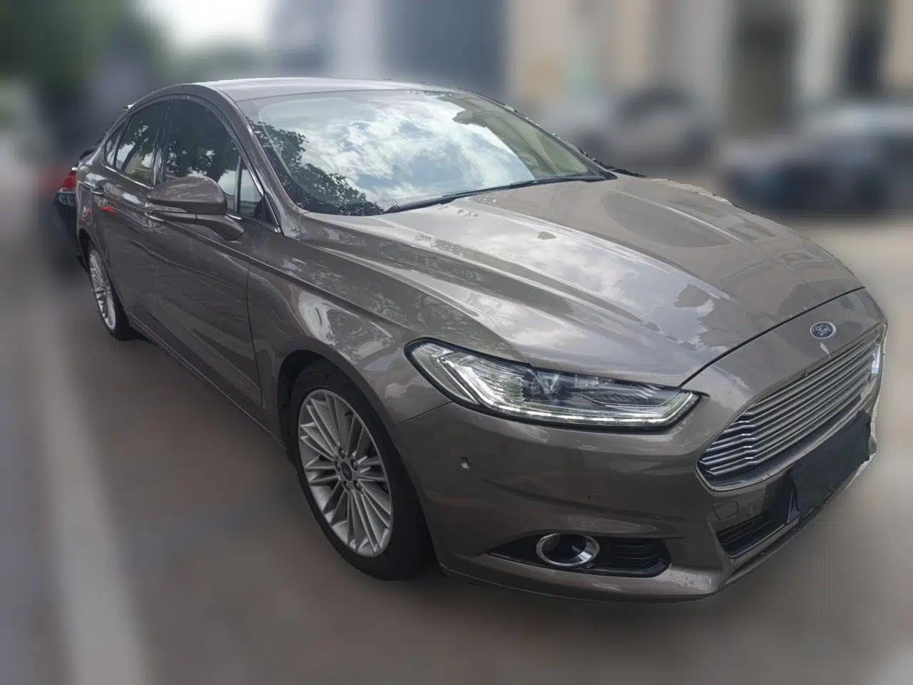 Ford Mondeo 2013 2.0L GTDi240 Ultimate Edition — миниатюра 3