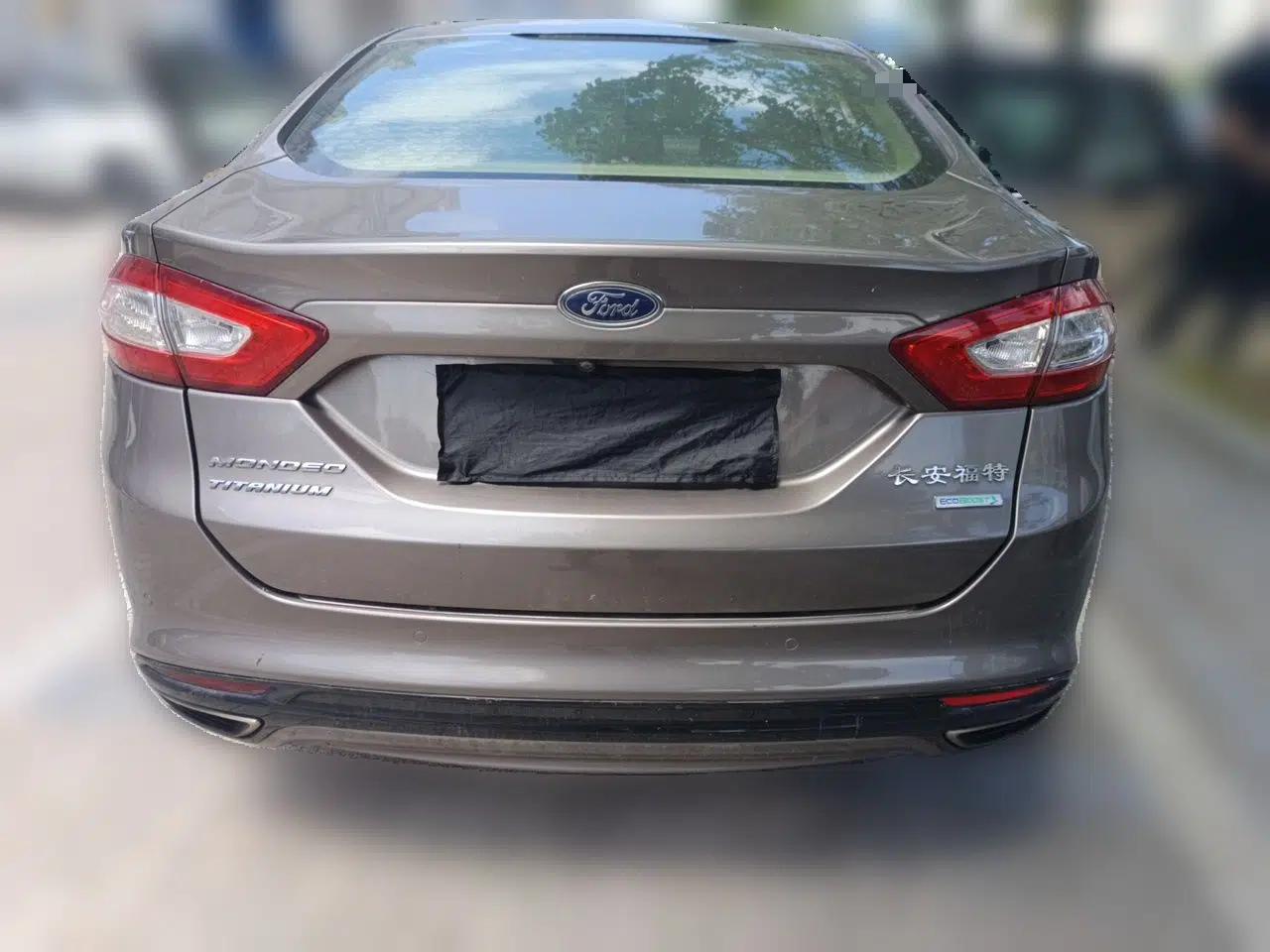 Ford Mondeo 2013 2.0L GTDi240 Ultimate Edition — миниатюра 5
