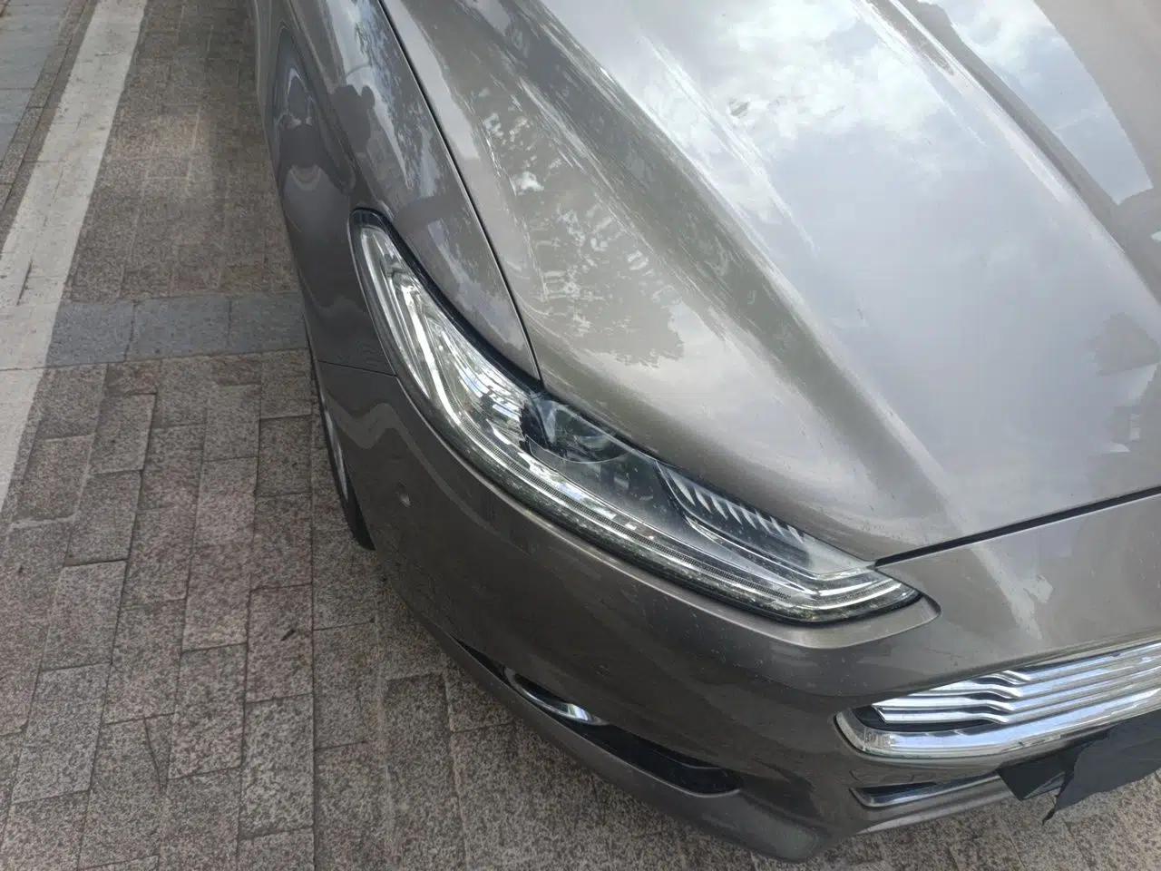 Ford Mondeo 2013 2.0L GTDi240 Ultimate Edition — миниатюра 7