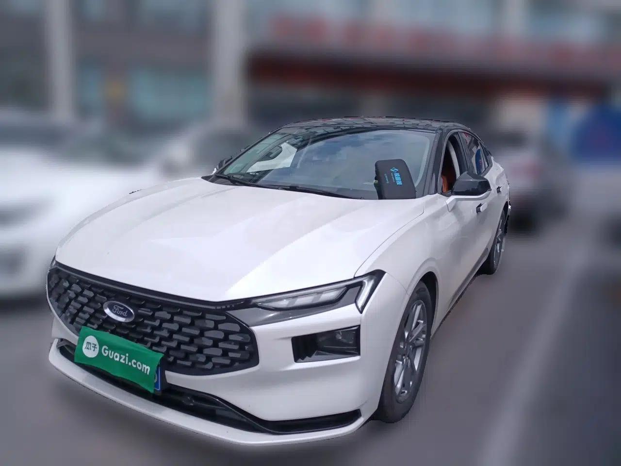 Ford Mondeo 2023 EcoBoost 245 Luxury Model — миниатюра 1