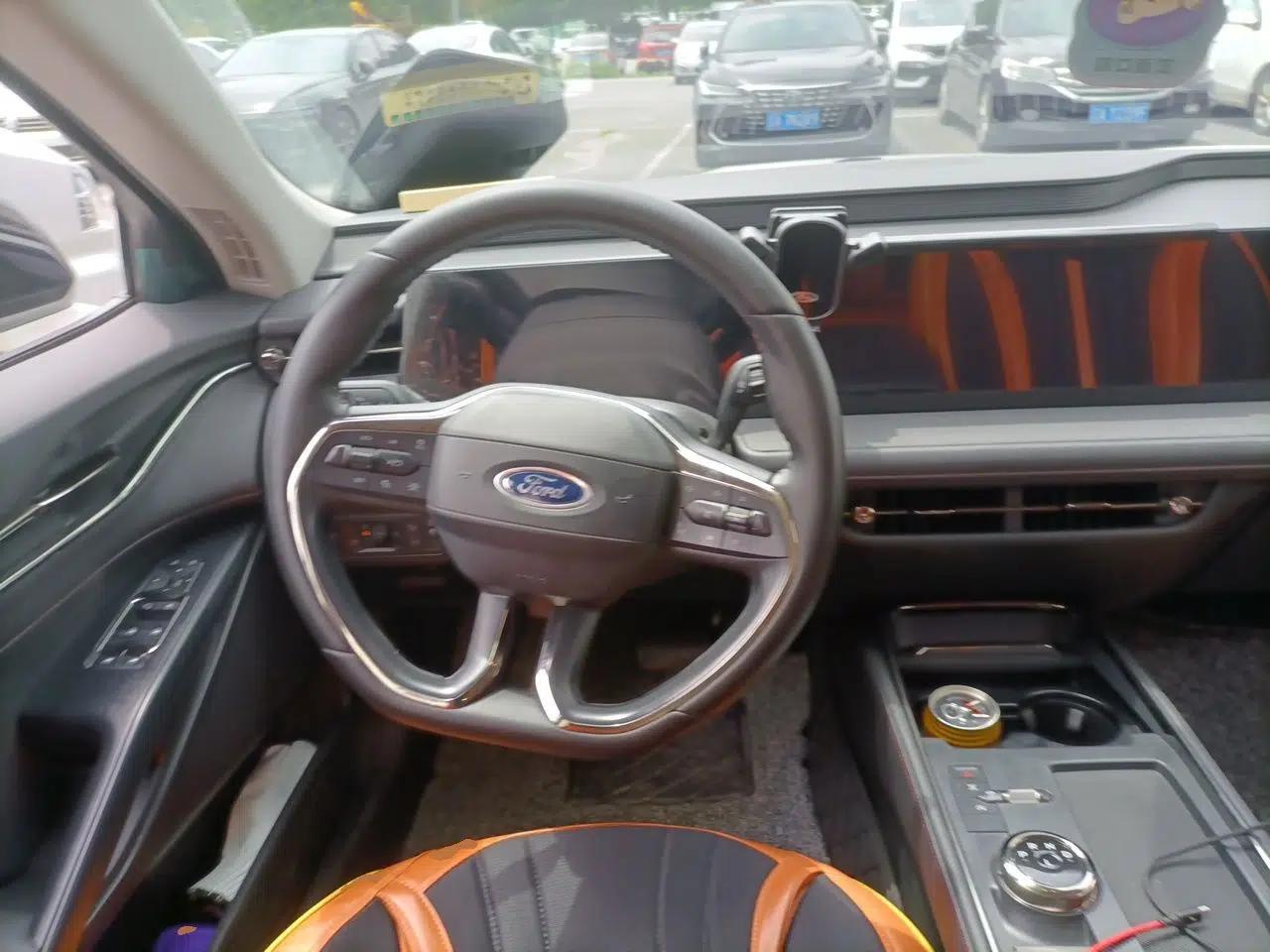 Ford Mondeo 2023 EcoBoost 245 Luxury Model — миниатюра 10