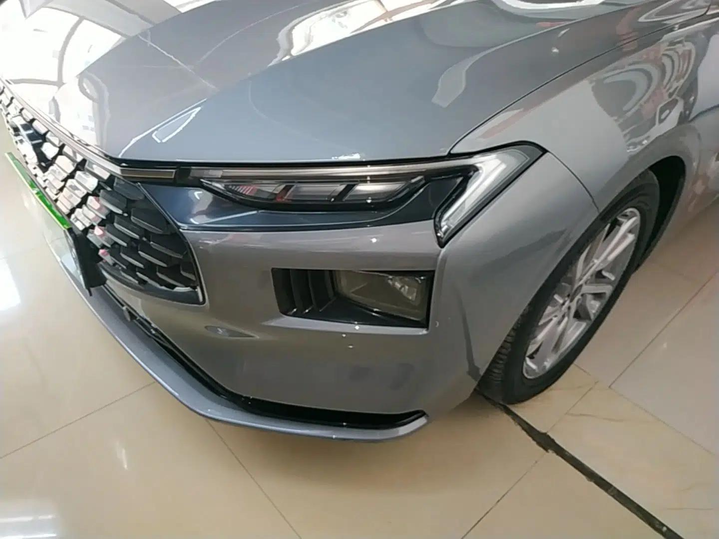 Ford Mondeo 2022 EcoBoost 245 Luxury Model — миниатюра 8